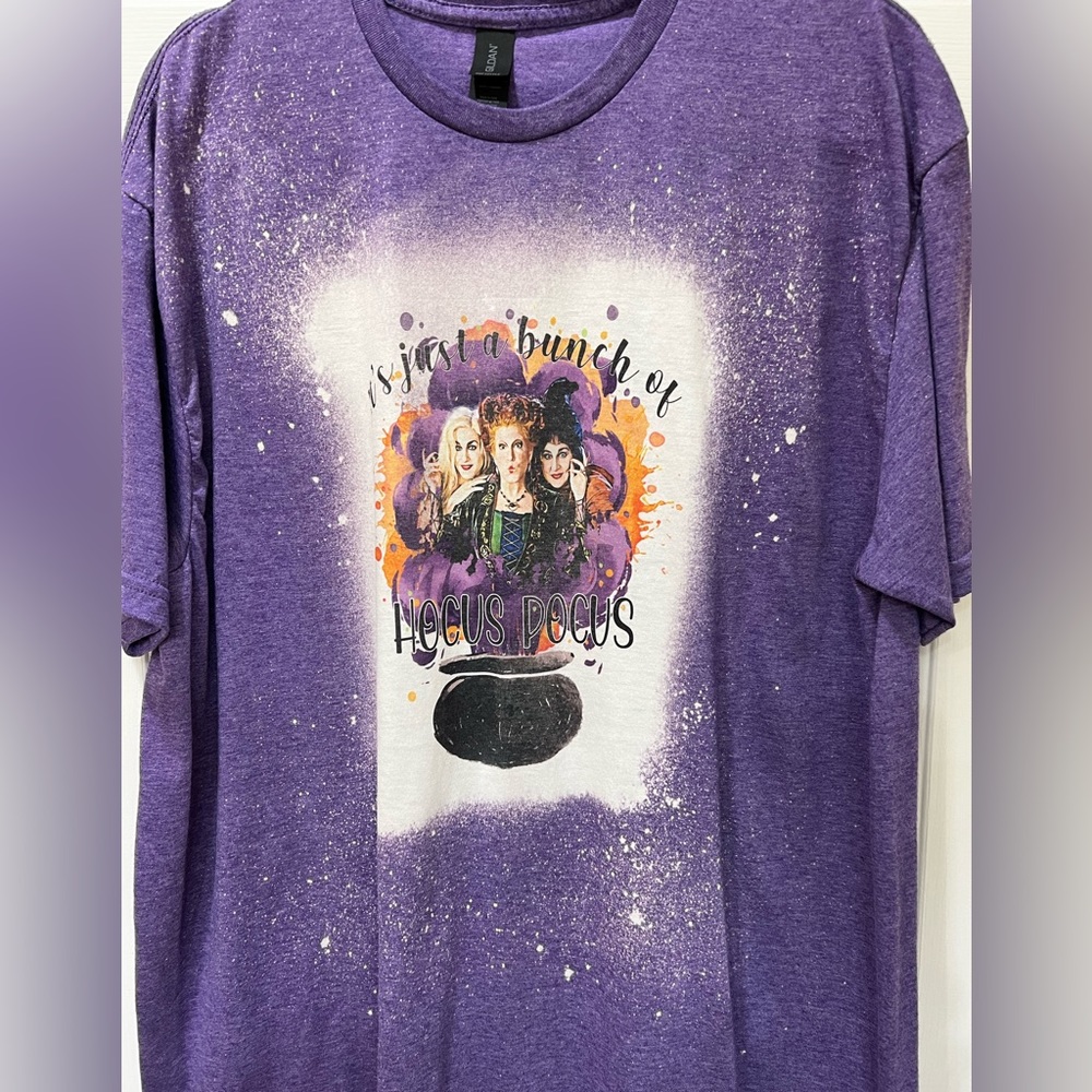 4 new never worn tee shirts